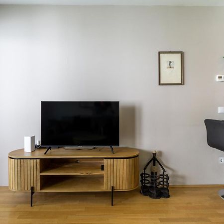Apartment With Garden Close To Stadthalle, Westbahnhof Viyana Dış mekan fotoğraf