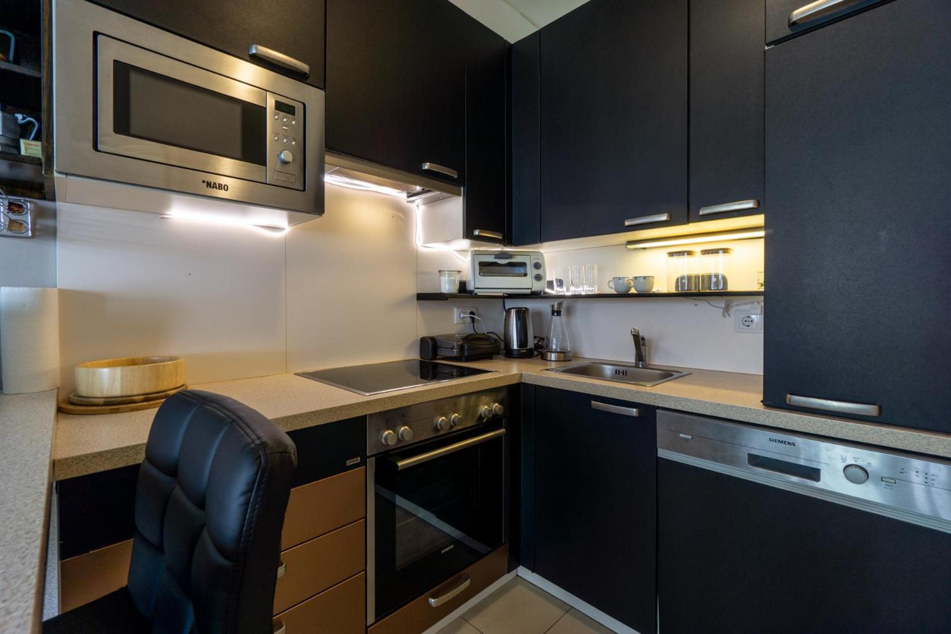 Apartment With Garden Close To Stadthalle, Westbahnhof Viyana Dış mekan fotoğraf
